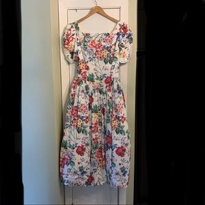 Vintage 90’s Jessica McClintock floral dress with garment bag.